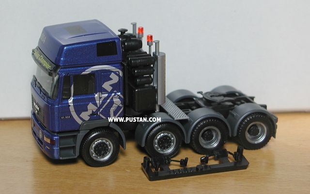 MAN E2000 Evo 41.604 Pulling Champion 604 V10 L G 09.38069-0208 / MAN Nutzfahrzeuge Aktiengesellschaft Originalteil Genuine Part MAN
